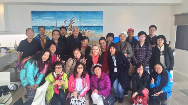 Taiwan Famil- Welcome to Cottesloe