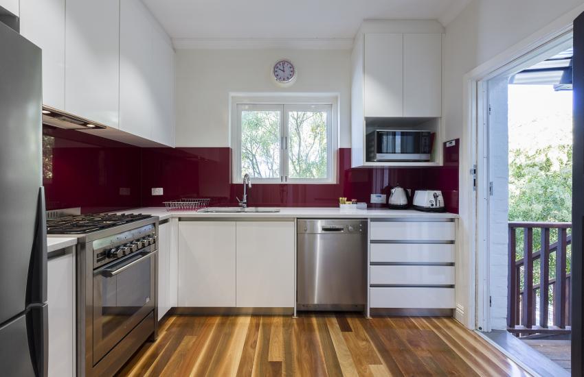 Cottesloe Beach Deluxe Apartment - Kitchen - holiday accommodation rentals for short term stays in Perth