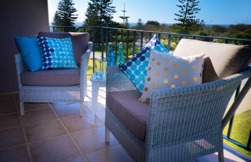 Cottesloe Marine Apartment - Balcony - holiday accommodation rentals for short term stays in Perth