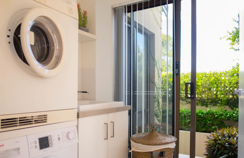 Forrest street Executive Villa - laundry - holiday accommodation rentals for short and long stays in Perth