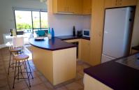 Cottesloe Marine Apartment - Kitchen - holiday accommodation rentals for short term stays in Perth